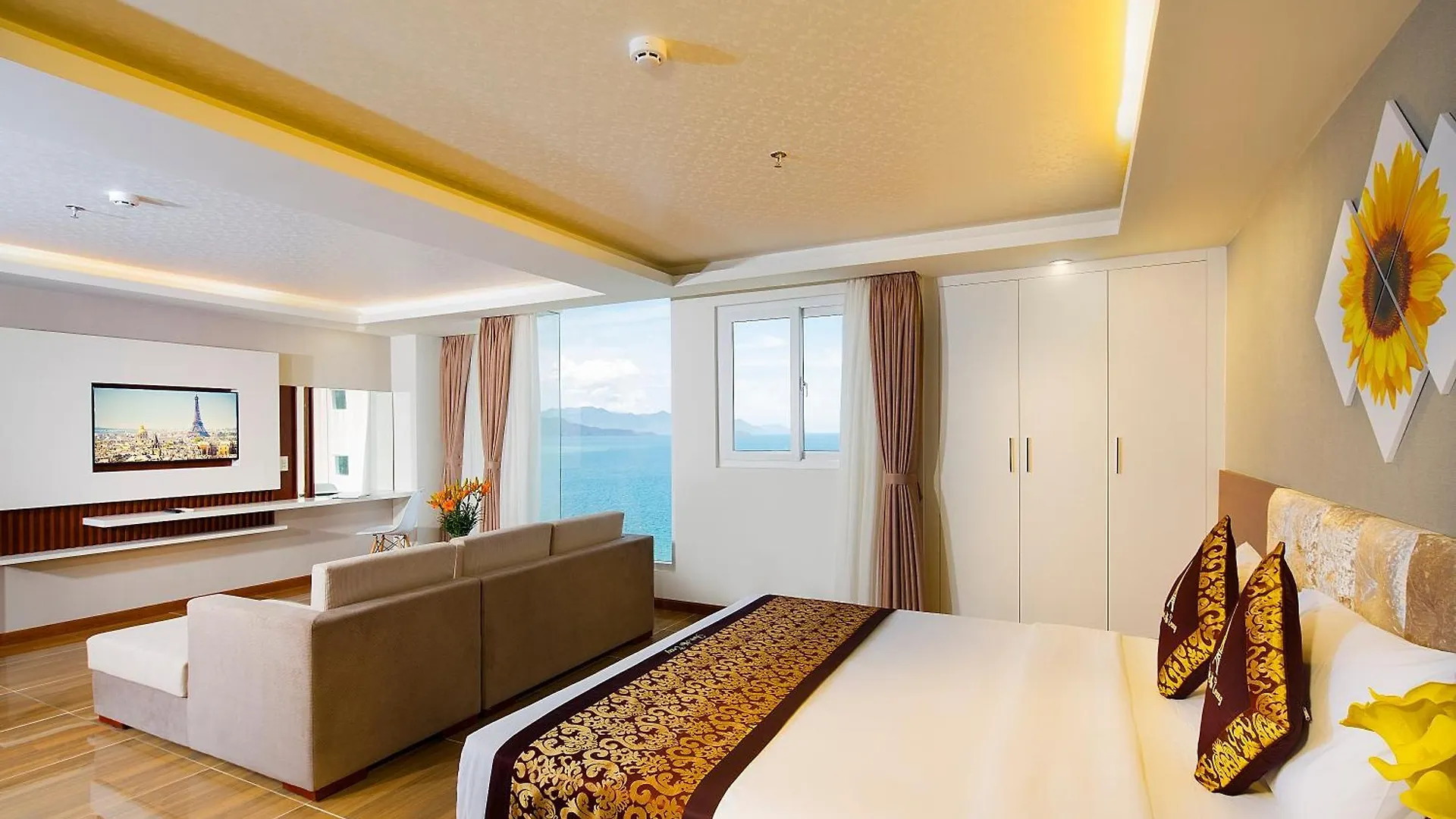 Paris Luxury Hotel & Apartment נה טראנג 4*,