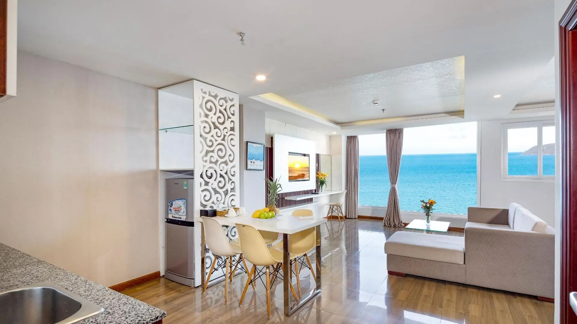 Paris Luxury Hotel & Apartment נה טראנג 4*,