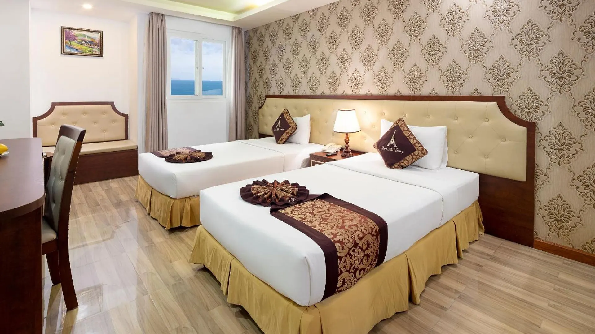 Paris Luxury Hotel & Apartment Nha Trang 4*,  Vietnam