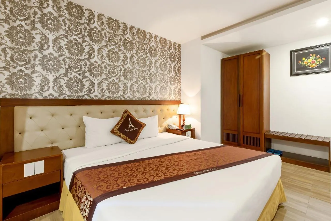 Paris Luxury Hotel & Apartment Nha Trang 4*,