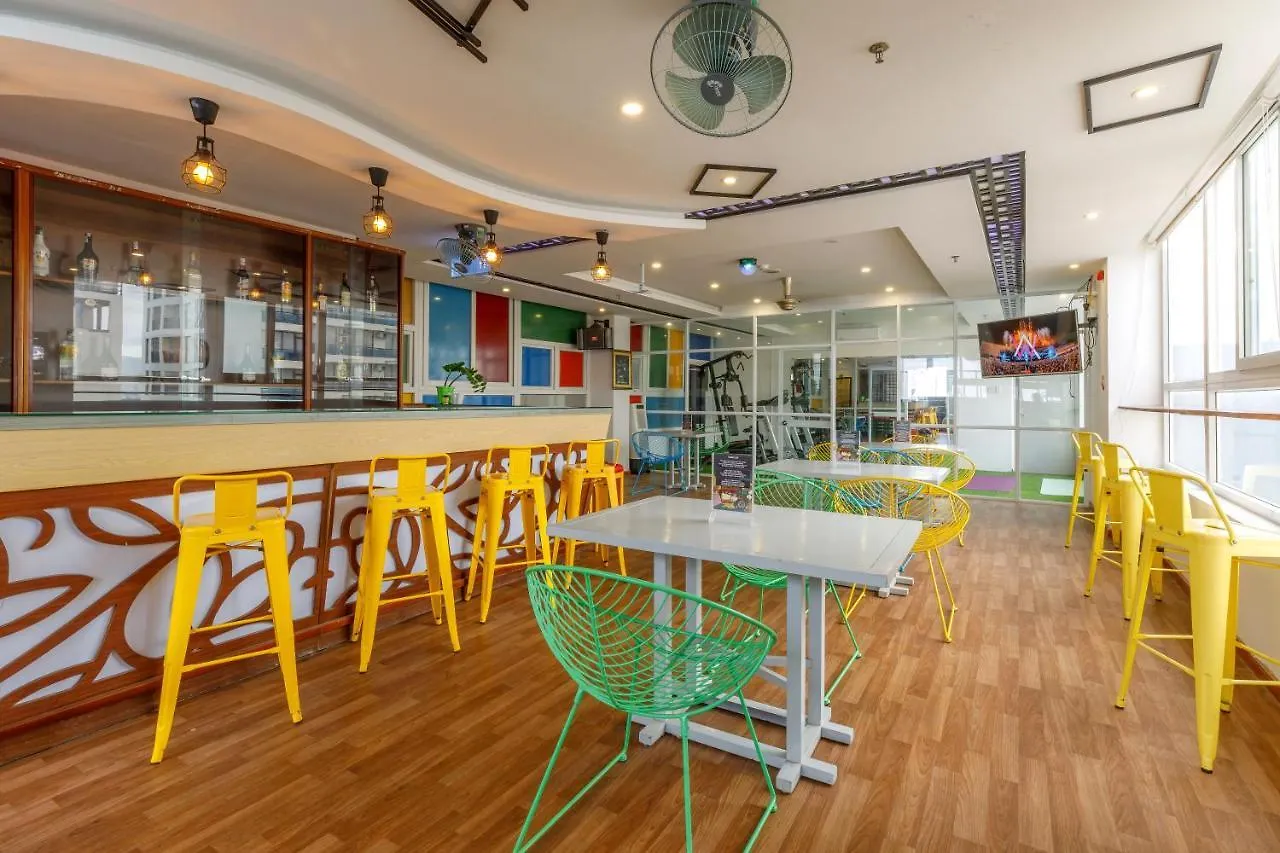 Paris Luxury Hotel & Apartment Nha Trang 4*,