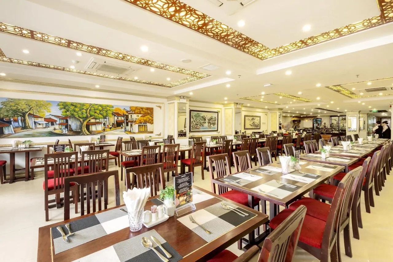 ****  Paris Luxury Hotel & Apartment Nha Trang Vietnam